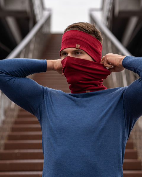 Herresæt med pandebånd og halsedisse Royal Kirsebær