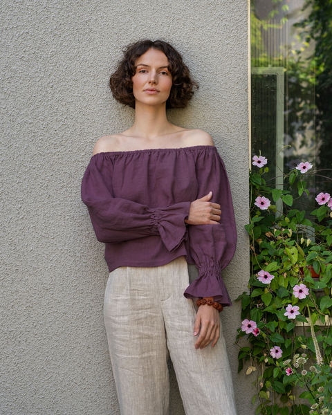 Off-shoulder bluse med flæser Jessica