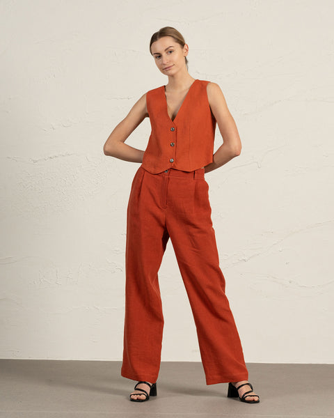 Damevest i hør Ava Kanelrød