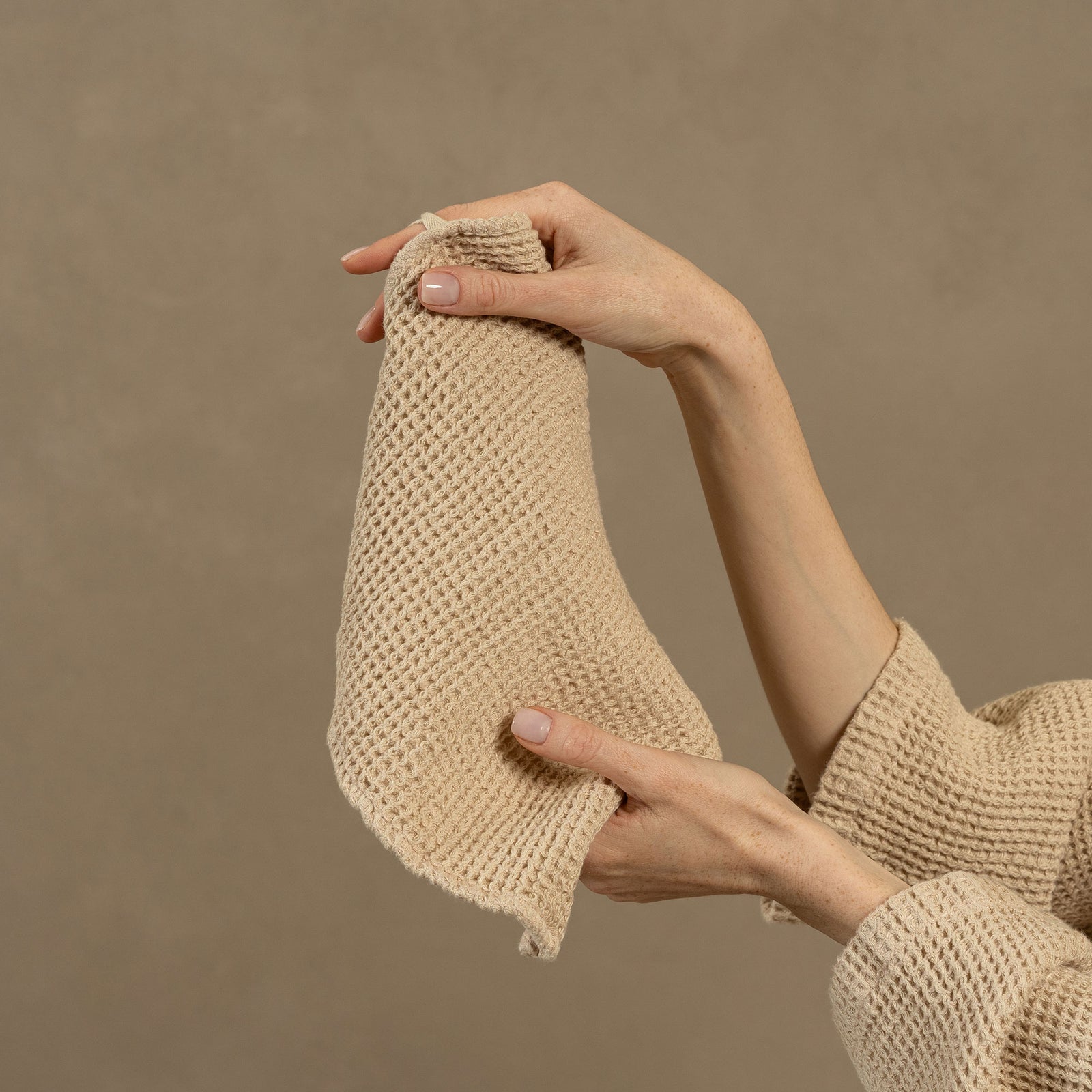 Vaffelvaskeklud & Håndklæde til hår 2-pak i sandbrun farve