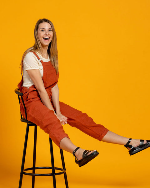 Hørforklædeheldragt Nicci Kanelrød